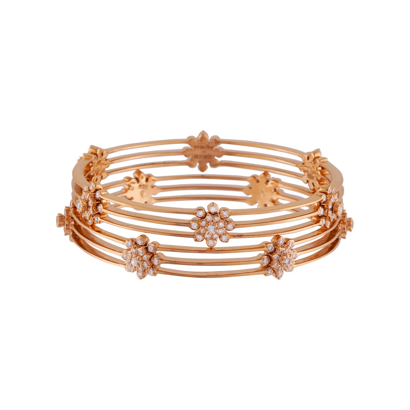 Diamond Bangle Close set 18kt